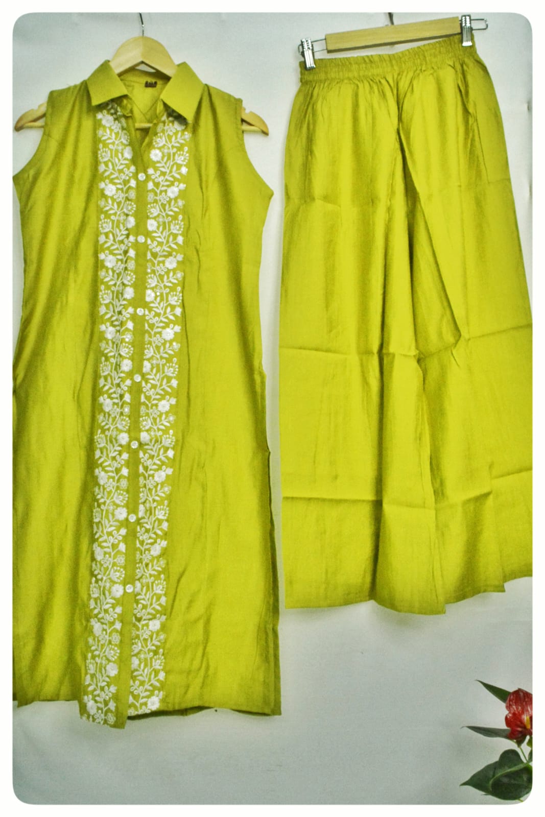 Lime Glow Vatican Silk 2-Piece Set